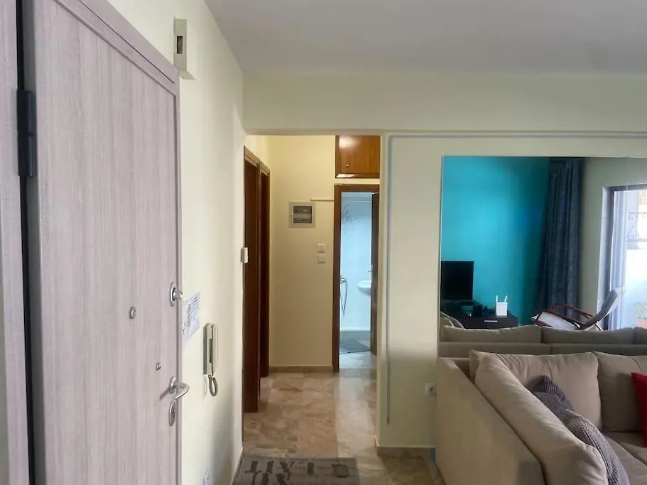 Alexandros-Family Friendly-Free Private Parking Apartman Szaloniki 0*,